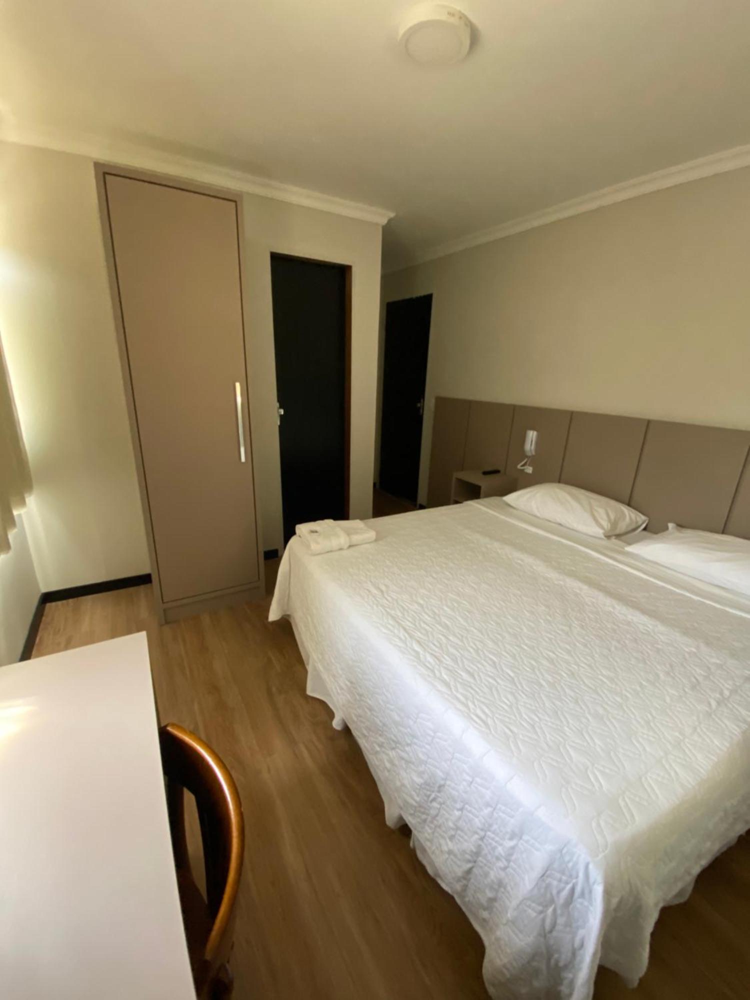 ונדה נובה דו אימיגרנטה Hotel Esmig מראה חיצוני תמונה